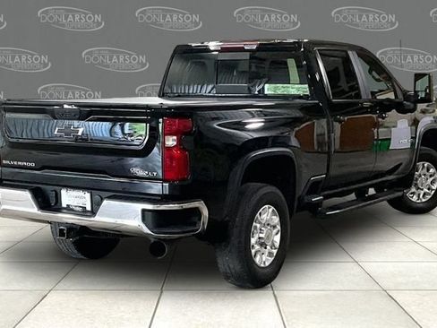 Used 2024 Chevrolet Silverado 2500 LT AWD/4WD image 7