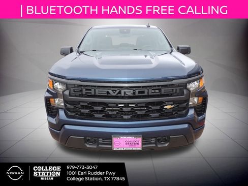 Used 2022 Chevrolet Silverado 1500 Custom image 10