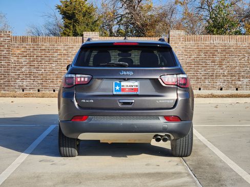 Used 2018 Jeep Compass Limited w/ Navigation Group image 7