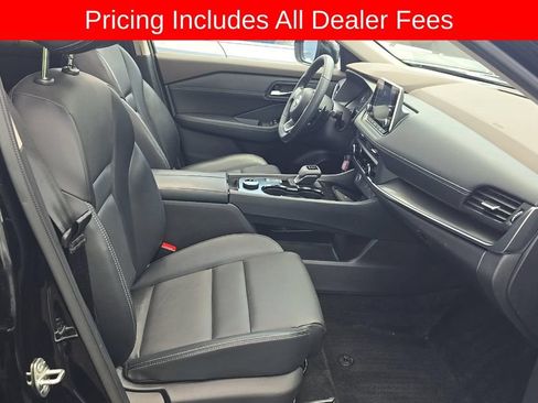 Certified 2023 Nissan Rogue SV w/ SV Premium B Package AWD/4WD image 7