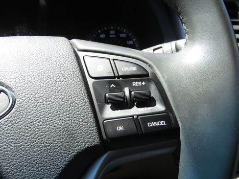 Used 2018 Hyundai Tucson Value AWD/4WD image 23