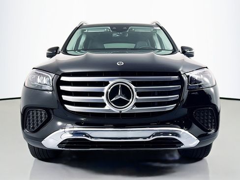 New 2026 Mercedes-Benz GLS 450 4MATIC image 2