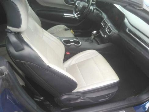 Used 2024 Ford Mustang GT Premium image 4