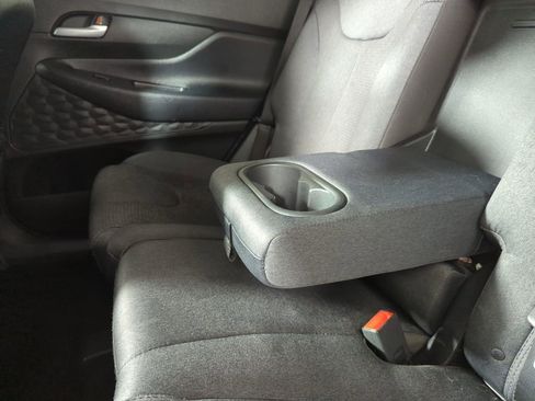 Used 2019 Hyundai Santa Fe SEL image 32