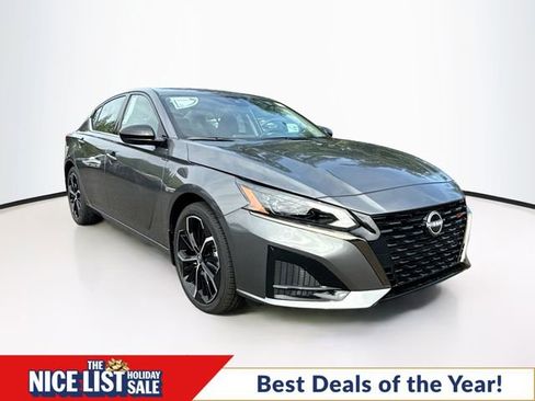 New 2025 Nissan Altima 2.5 SR image 1