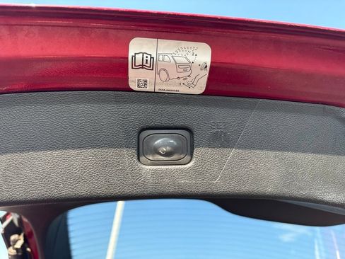 Used 2017 Ford Edge SEL w/ Equipment Group 201A AWD/4WD image 10