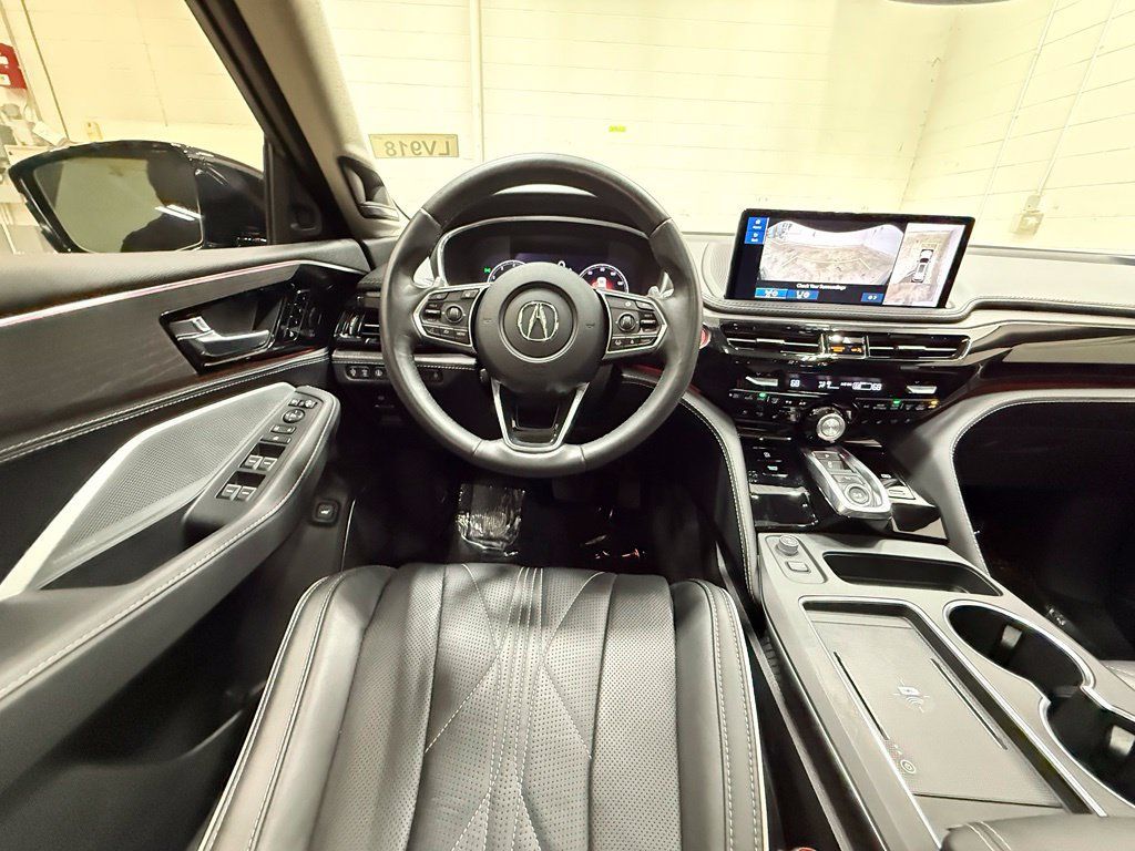 Used 2025 Acura MDX w/ Advance Package AWD/4WD image 38