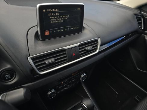 Used 2014 MAZDA MAZDA3 i Touring w/ Technology Package FWD image 24