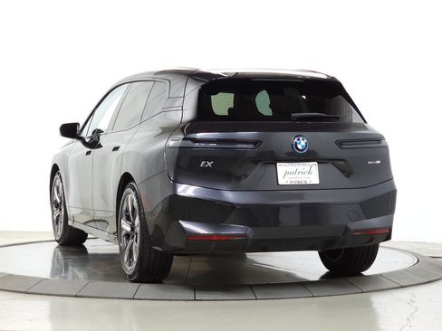 Certified 2023 BMW iX xDrive50 w/ Premium Package AWD/4WD image 6