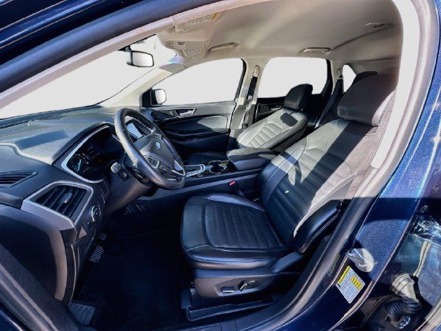 Used 2017 Ford Edge SEL w/ Equipment Group 201A AWD/4WD image 22