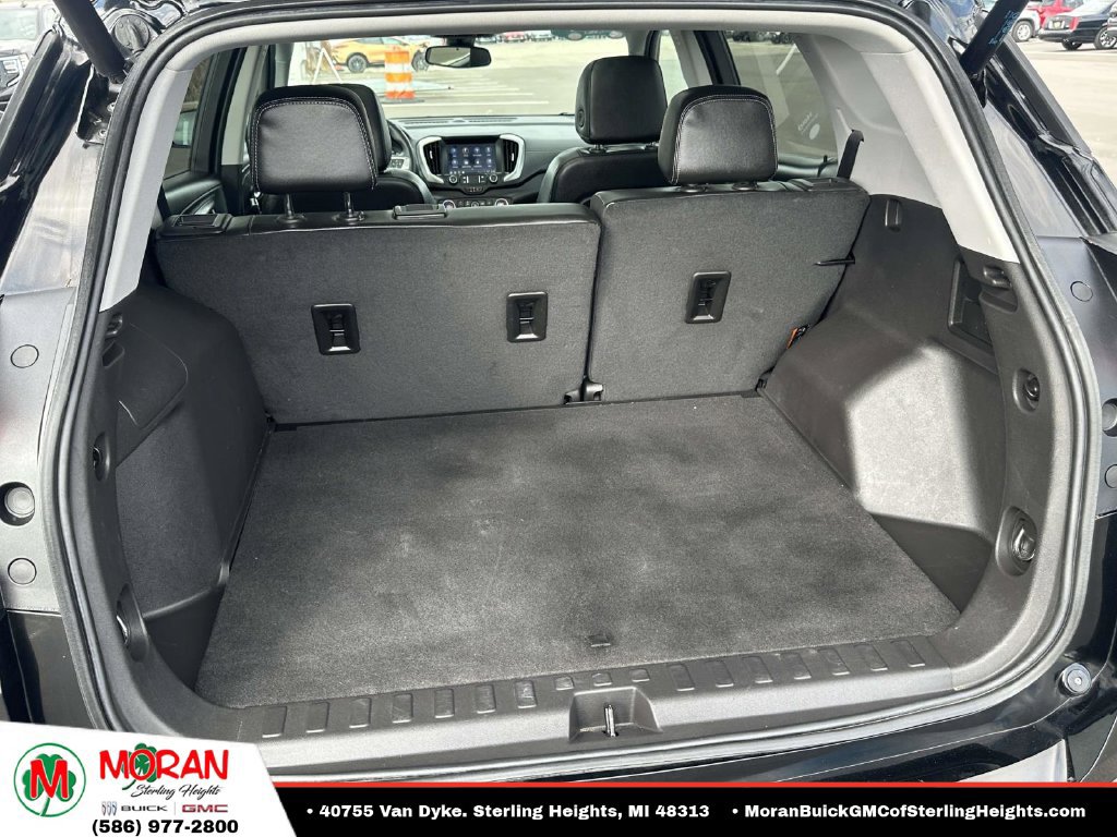 Certified 2024 GMC Terrain SLT w/ Elevation Edition AWD/4WD image 10