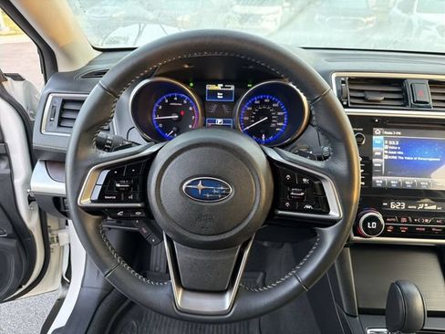 Used 2018 Subaru Outback 2.5i Limited AWD/4WD image 24