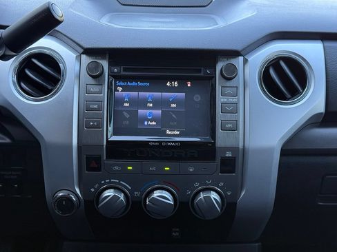 Used 2018 Toyota Tundra SR5 AWD/4WD image 50