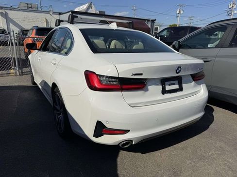 Used 2019 BMW 330i xDrive Sedan w/ Convenience Package AWD/4WD image 11