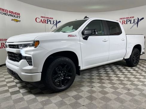 Used 2022 Chevrolet Silverado 1500 RST image 3