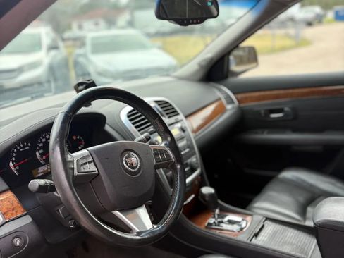 Used 2008 Cadillac SRX AWD w/ Utility Package image 11