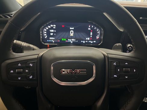 Used 2025 GMC Sierra 1500 AT4 w/ AT4 Premium Package image 17