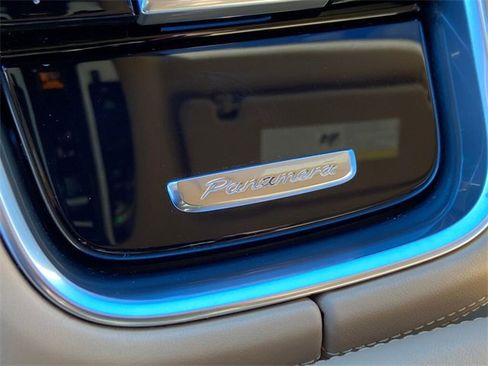 Used 2023 Porsche Panamera 4S image 23