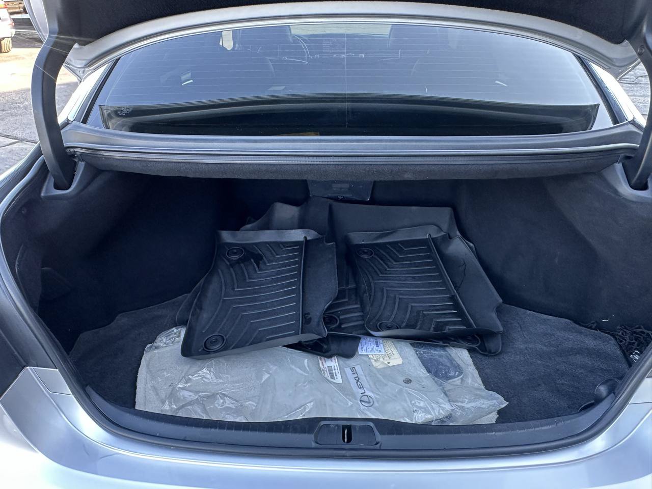 Used 2013 Lexus LS 460 AWD w/ Comfort Pkg image 11