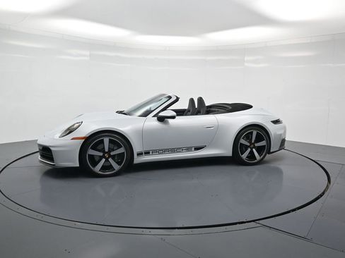 Used 2025 Porsche 911 Carrera image 2