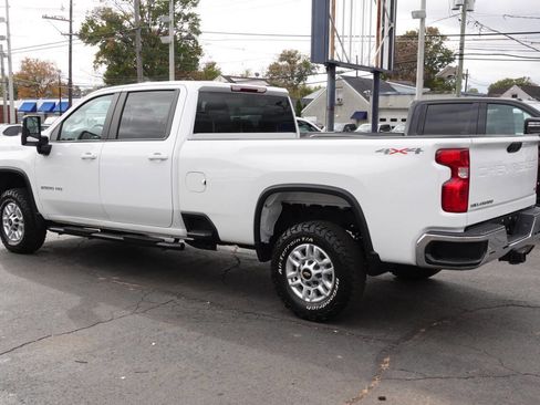 Used 2023 Chevrolet Silverado 2500 LT w/ Snow Plow Prep/Camper Package image 2