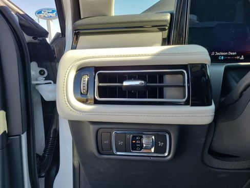 New 2026 Lincoln Aviator Reserve image 30