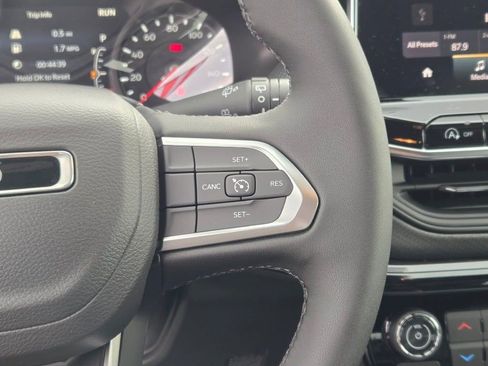 New 2026 Jeep Compass Latitude image 28