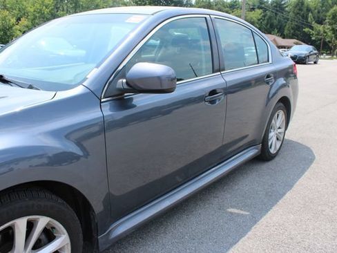 Used 2014 Subaru Legacy 2.5i Premium AWD/4WD image 39