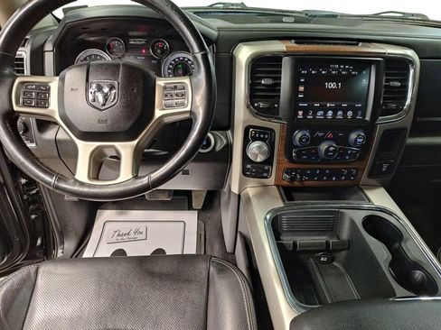 Used 2017 RAM 1500 Laramie w/ Convenience Group image 10