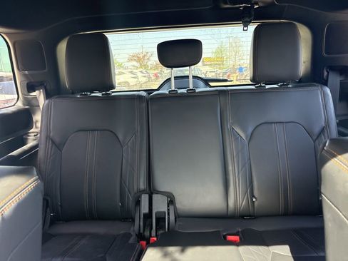 Used 2022 Ford Expedition Platinum AWD/4WD image 13