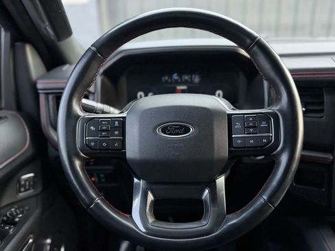 Used 2022 Ford Expedition Max Limited image 26