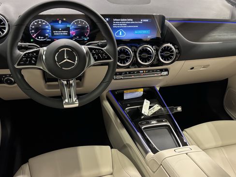 New 2026 Mercedes-Benz GLA 250 image 17