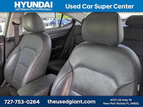 Used 2018 Hyundai Elantra Limited FWD image 7