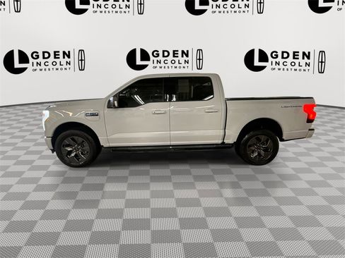 Used 2024 Ford F150 Lightning Flash image 5