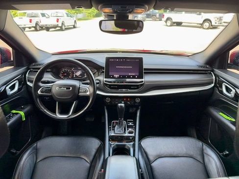 Used 2022 Jeep Compass Limited AWD/4WD image 15