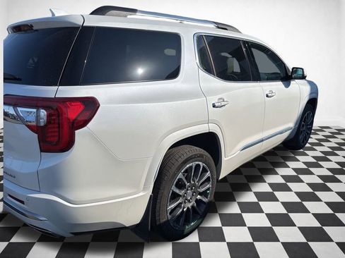 Certified 2022 GMC Acadia Denali w/ Denali Ultimate Package image 33