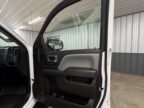 Used 2018 Chevrolet Silverado 2500 W/T image 38