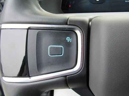 Used 2025 Ford Expedition Active image 13