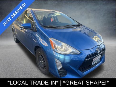 Used 2016 Toyota Prius C Two image 1