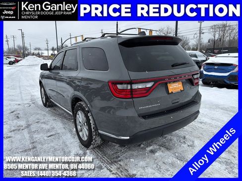 Certified 2023 Dodge Durango SXT image 7