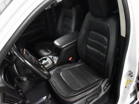 Used 2019 GMC Canyon Denali image 12