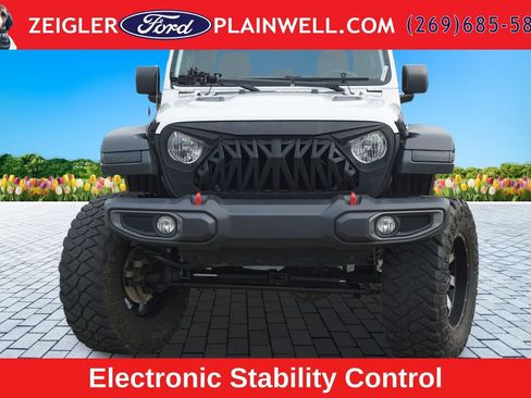 Used 2020 Jeep Gladiator Rubicon AWD/4WD image 8