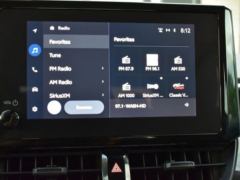 Used 2024 Toyota Corolla LE image 30