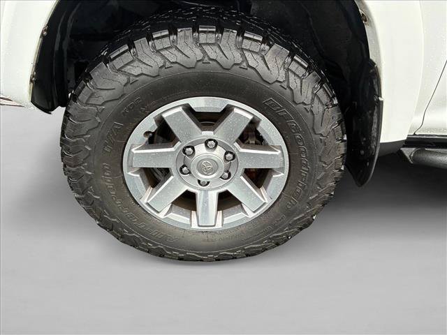 Used 2014 Toyota 4Runner Trail Premium AWD/4WD image 9