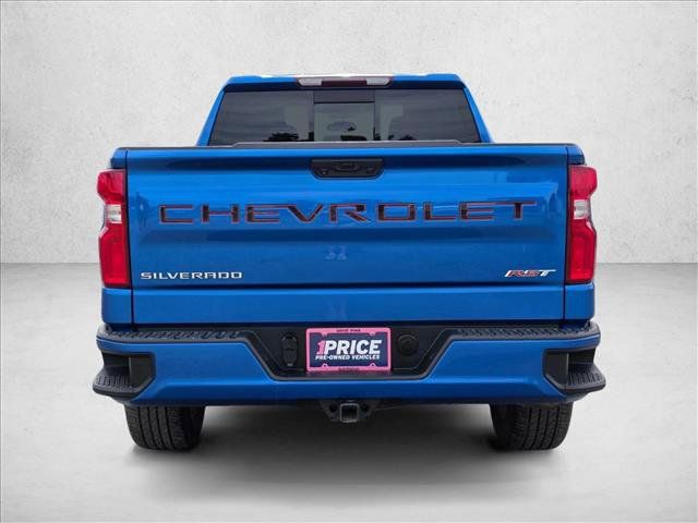 Used 2022 Chevrolet Silverado 1500 RST w/ Convenience Package II AWD/4WD image 4