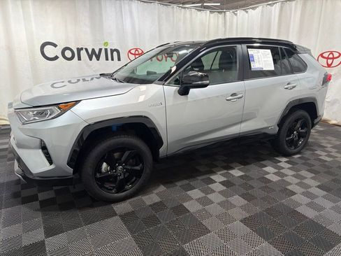 Used 2021 Toyota RAV4 XSE w/ XSE Grade Weather Package AWD/4WD image 4