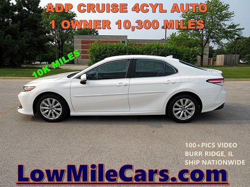 Used 2020 Toyota Camry LE image 12