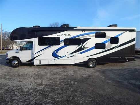 Used 2022 Ford E-450 and Econoline 450 Super Duty w/ Motorhome Prep Package image 1