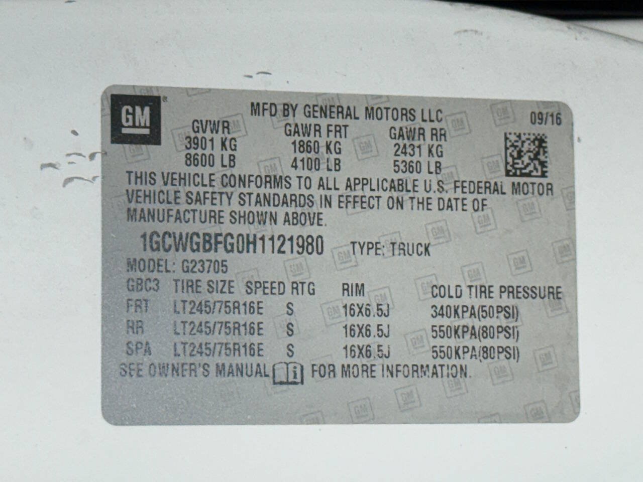 Used 2017 Chevrolet Express 2500 Extended RWD image 66