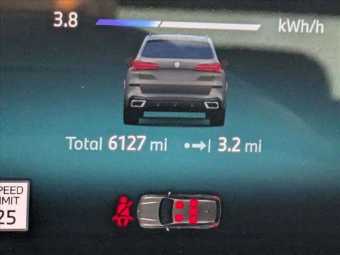 Used 2026 BMW X5 xDrive50e w/ Executive Package image 11